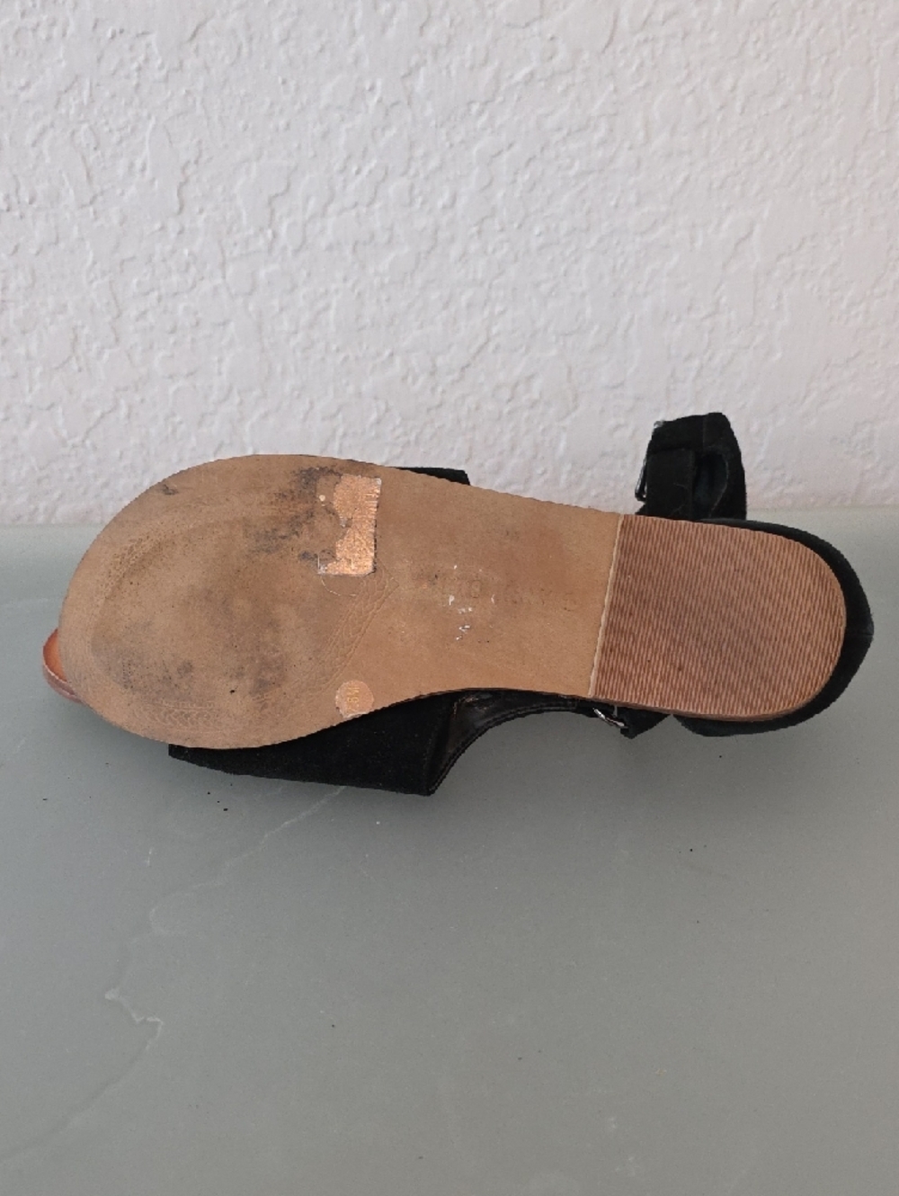 Giani Bini Black Suede Open-Toe Ankle-Strap Sandals Size 7.5 - Picture 3 of 3